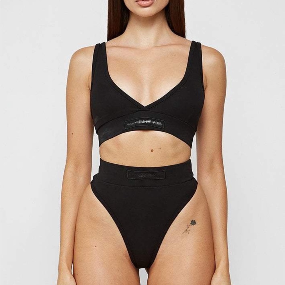 Maniere De Voir plunge bralette